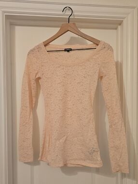Express Lace Long-Sleeve Scoop Neck Top - Blush Pink - XS